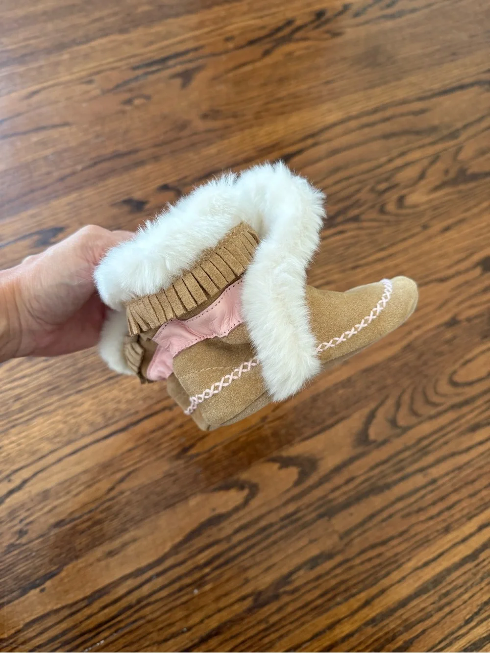Robeez soft tan